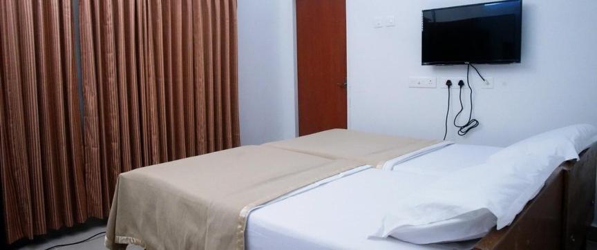 Surag Residency Hotel Tiruchirappalli Room photo